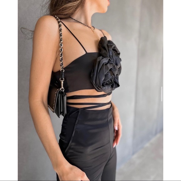 🖤 ZARA BNWT FLORAL APPLIQUÉ TOP • SIZE SMALL 🖤 - Picture 11 of 16